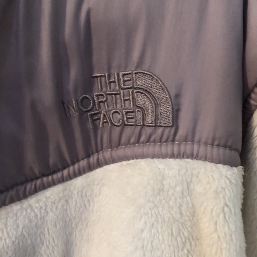 North face jacket - Picture 3 of 3